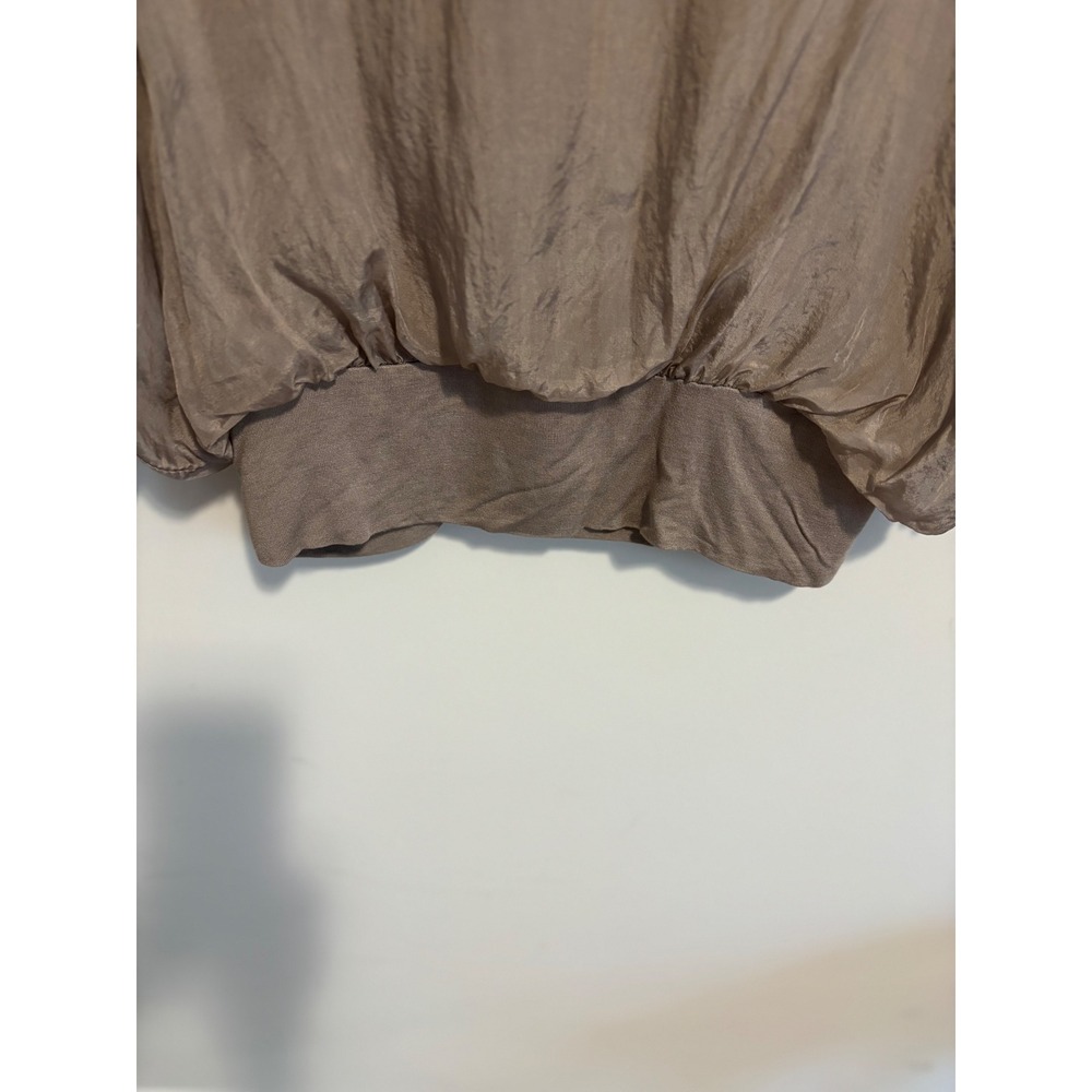 Cobblestone Made in Italy Silk Blend Dolman Sleeve Blouse Taupe Ribbed Hem Top - Picture 5 of 6